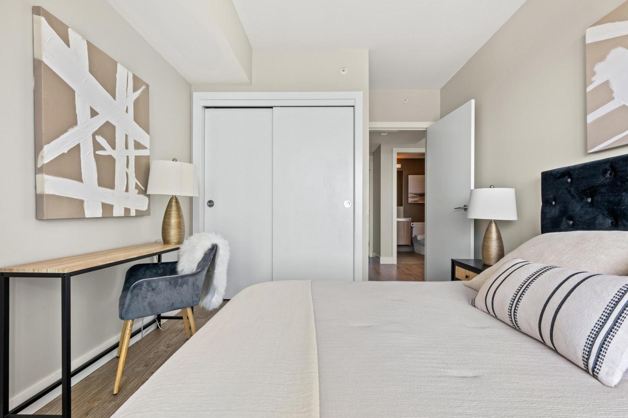 Modern Suite Calgary Downtown 5 Min Walk Stampede 외부 사진